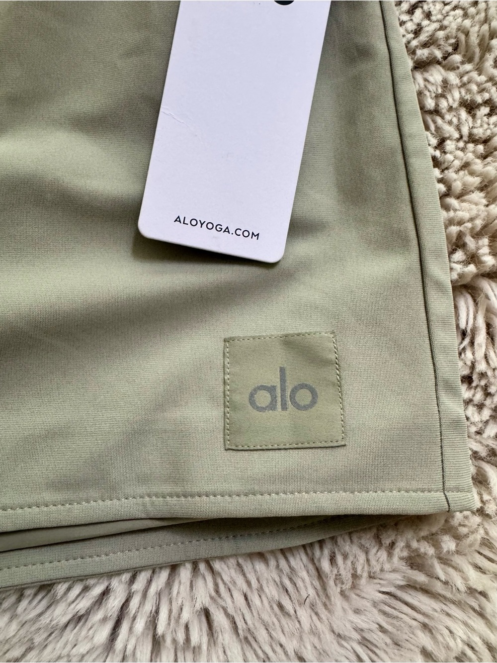 ALO Yoga light Olive Green Athletic Skort - Picture 5 of 8